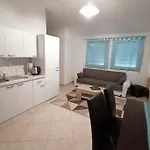 Lägenhet Apartmenthaus Viktoria *