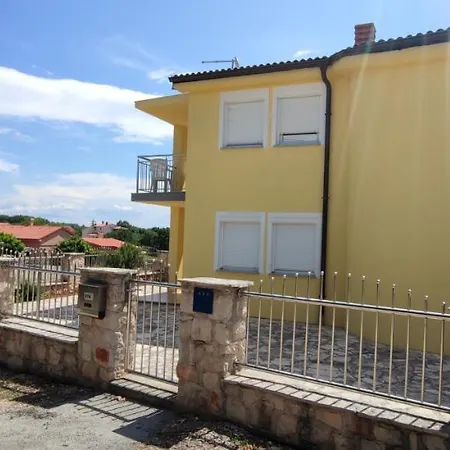 Apartmenthaus Viktoria * Segotici